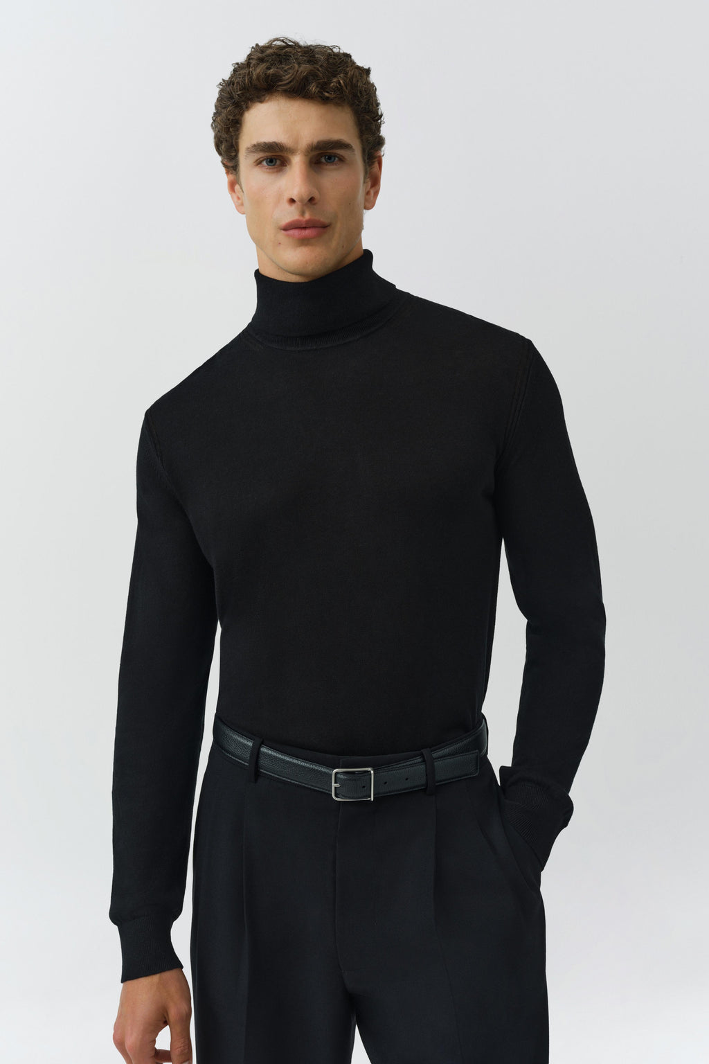 Yishai Turtleneck