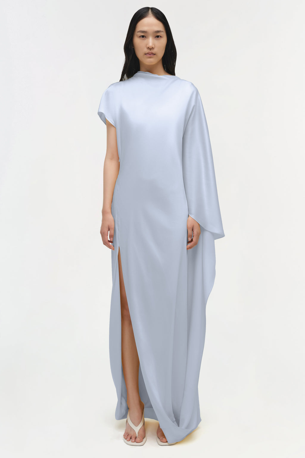 Ora Gown
