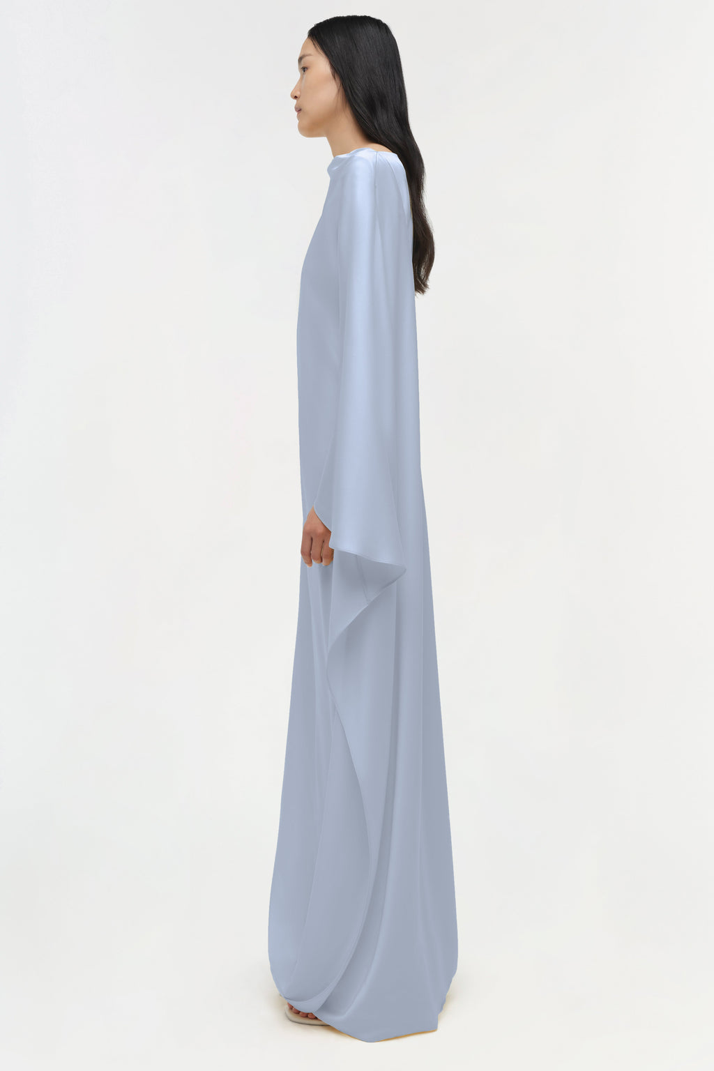 Ora Gown