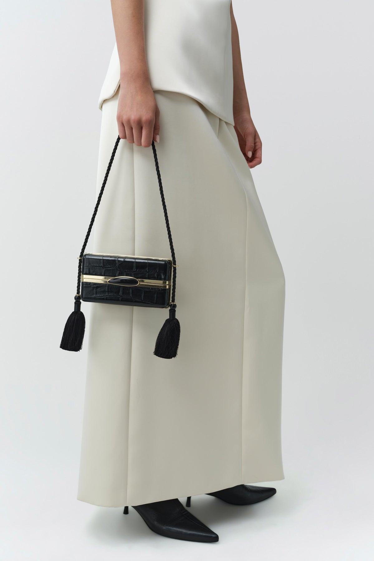 Roma Croc-Embossed Leather Shoulder Bag