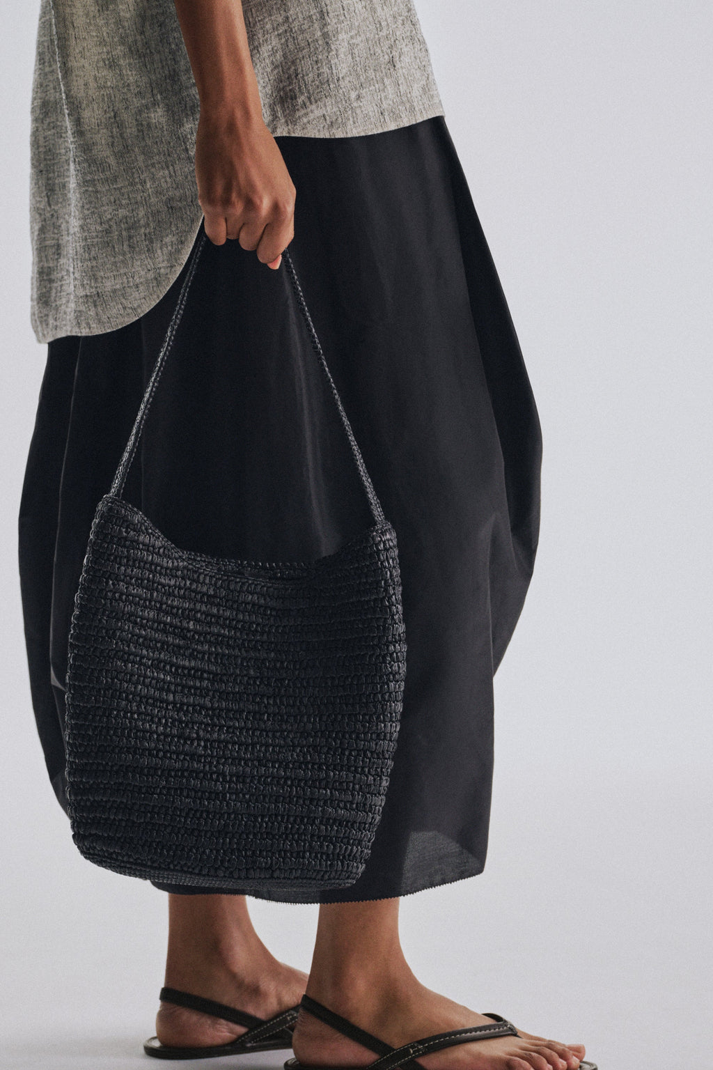 Alma Shoulder Raffia Bag
