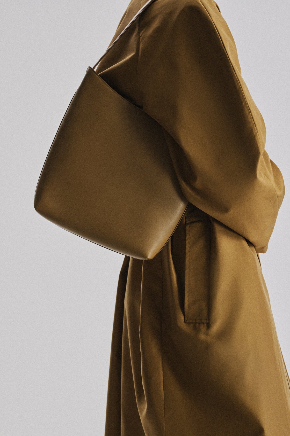 Alma Shoulder Bag
