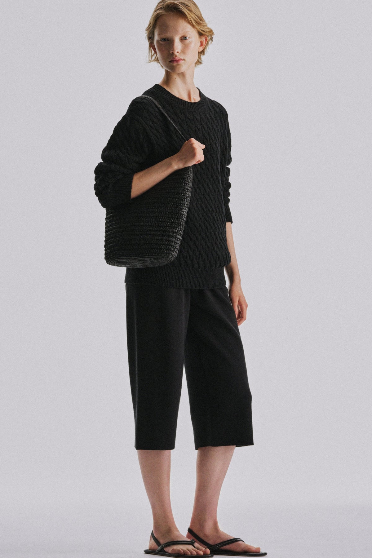 Alma Shoulder Raffia Bag