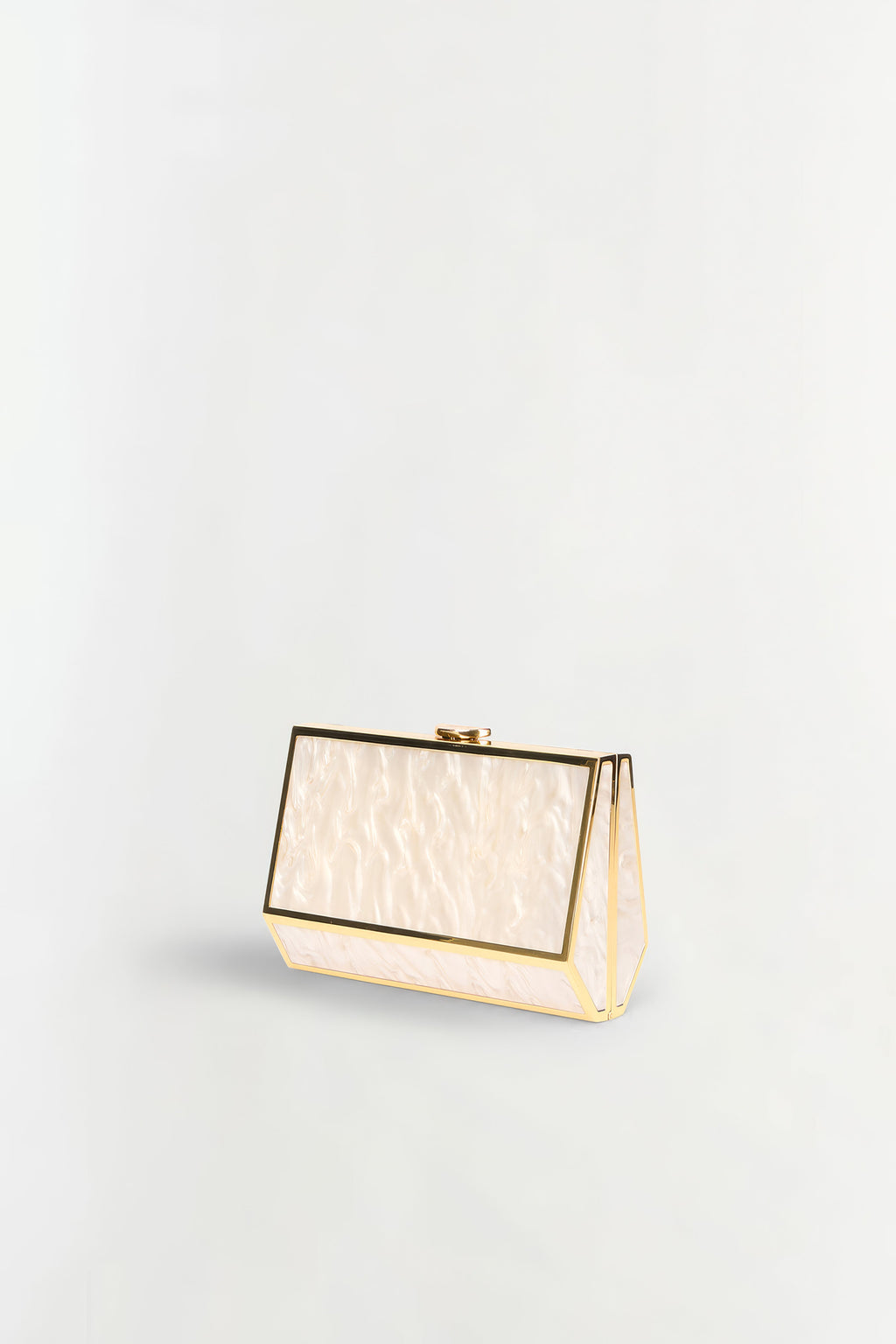 Maddox Pearl Clutch