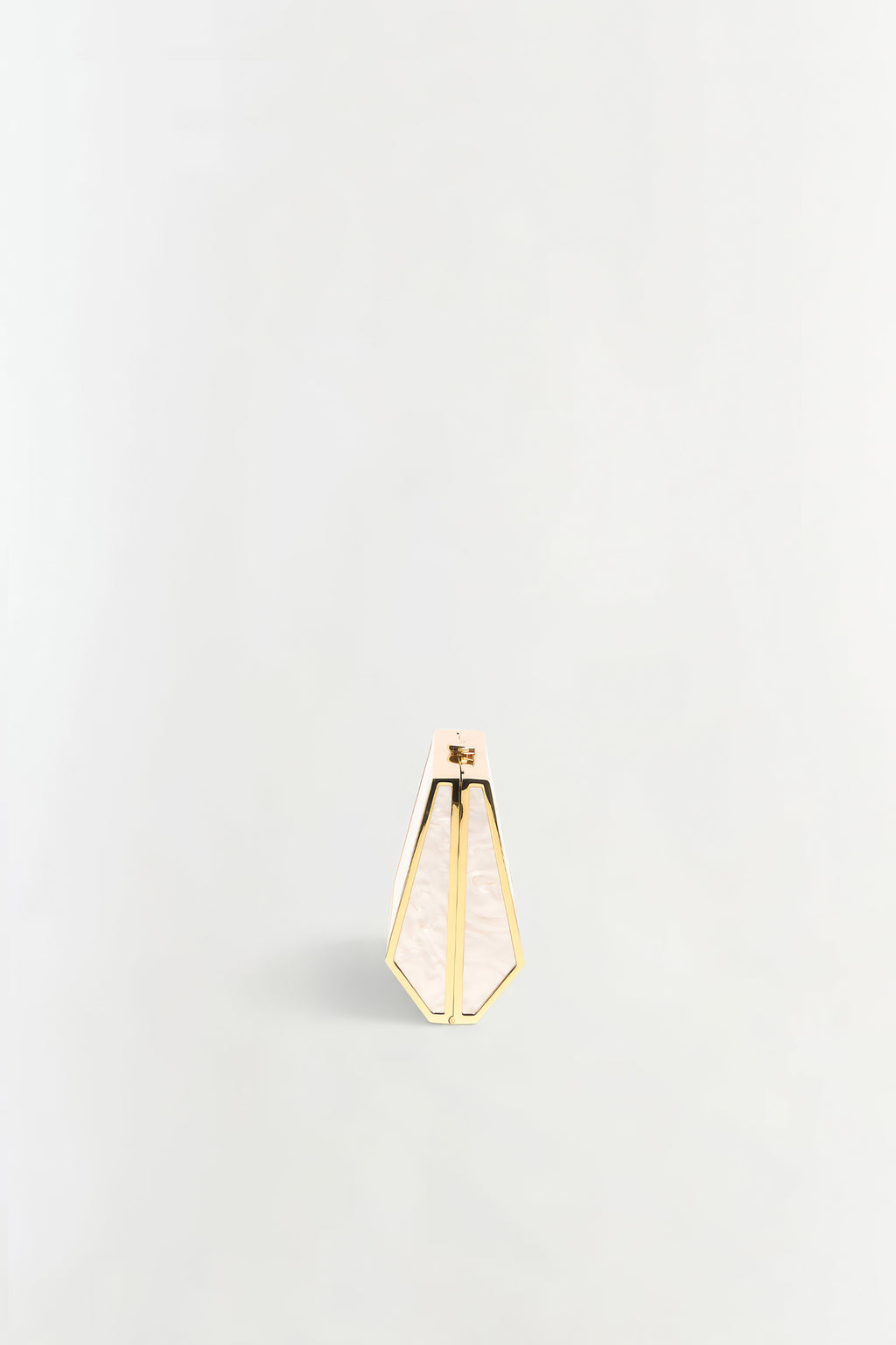Maddox Pearl Clutch